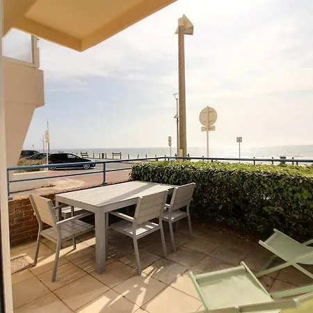 Apartmán Annonce Professionnelle. En Rdc Face Mer, 2 Pour 4 A 6 Personnes *