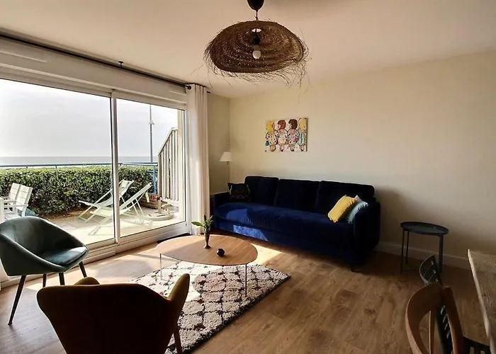 Annonce Professionnelle. En Rdc Face Mer, 2 Pour 4 A 6 Personnes Hardelot-Plage