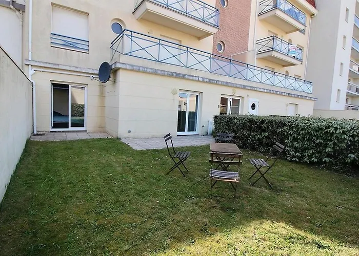 Annonce Professionnelle. En Rdc Face Mer, 2 Pour 4 A 6 Personnes Hardelot-Plage