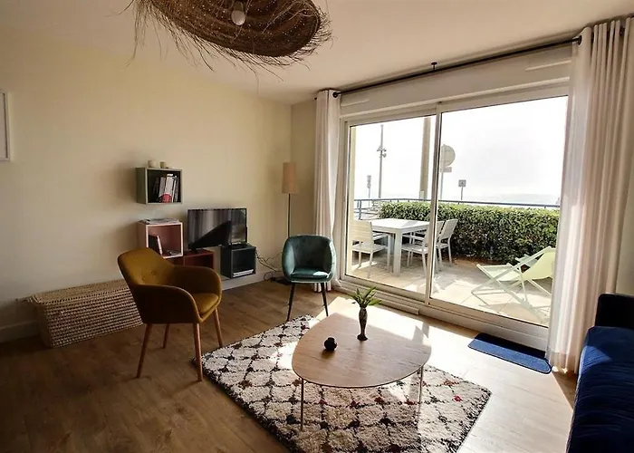 Διαμέρισμα Annonce Professionnelle. En Rdc Face Mer, 2 Pour 4 A 6 Personnes